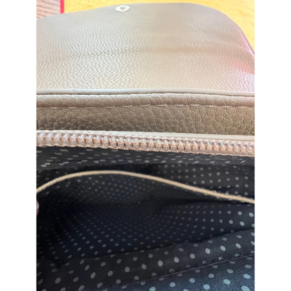 Nico and Olive tan leather crossbody bag - Picture 8 of 8